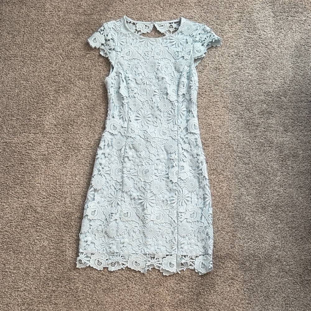 Elegant Lace Dress in Light Blue